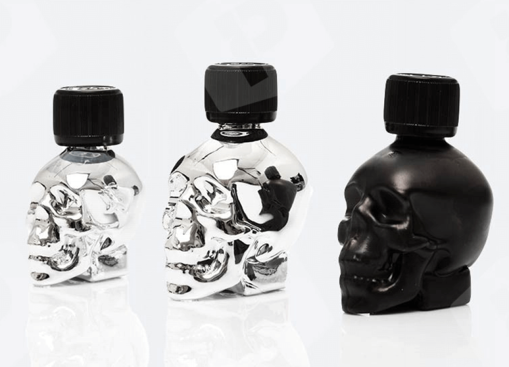 Poppers tete de mort : le flacon le plus original !